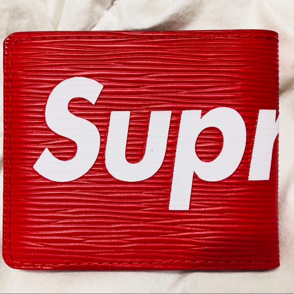 Supreme Louis Vuitton Wallet